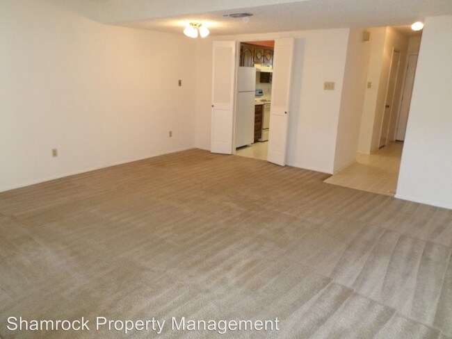 Building Photo - 2 br, 1.5 bath House - 806 N. 62nd