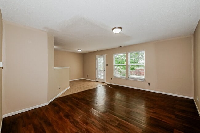 Building Photo - 14349 Black Farm Dr