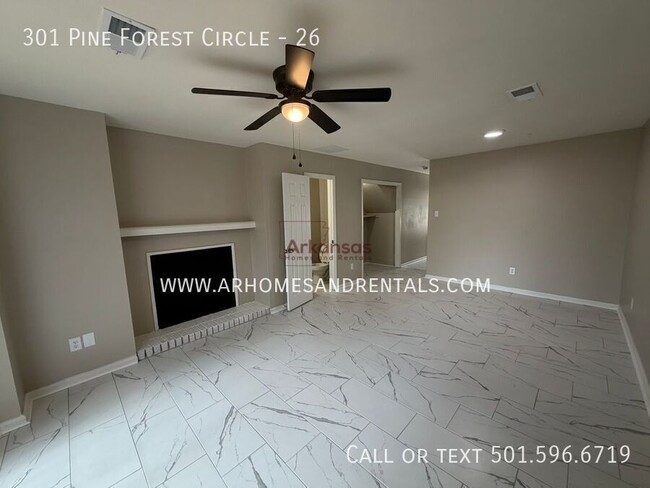 Building Photo - 301 Pine Forest Cir