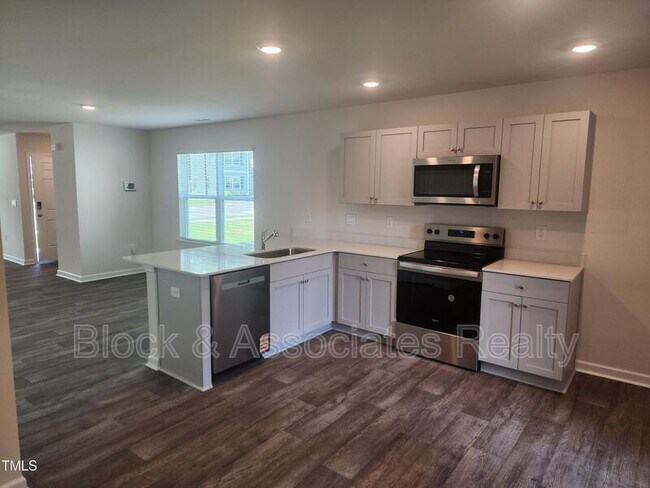 Foto del edificio - 8640 Brixton Shay Dr