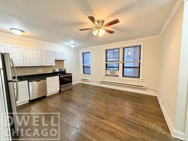 Foto del edificio - 3333 N Marshfield Ave