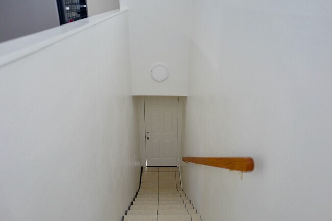 Foto del edificio - 1928 Waimano Home Rd