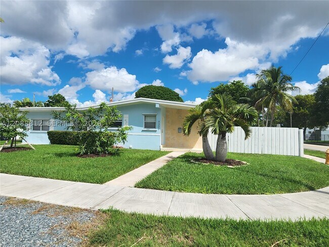 Foto del edificio - 9301 SW 54th St
