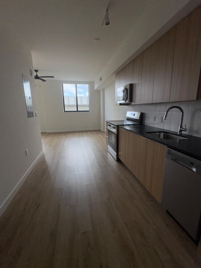 Foto del edificio - 769 E 28th St