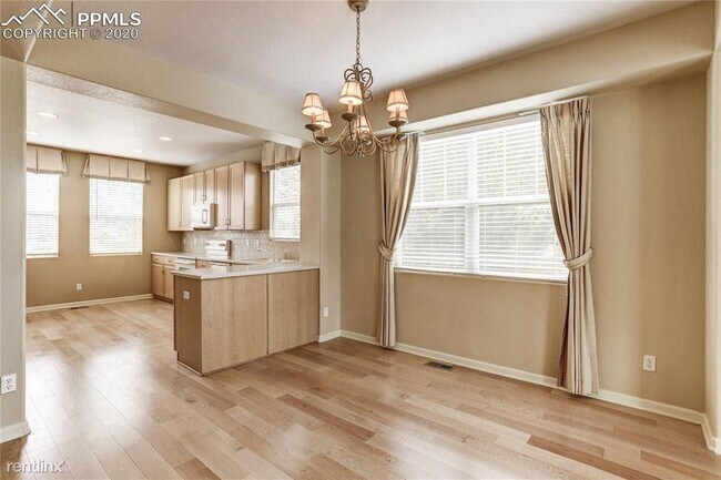 Building Photo - 4 br, 2.5 bath House - 8656 Coyote Creek D...