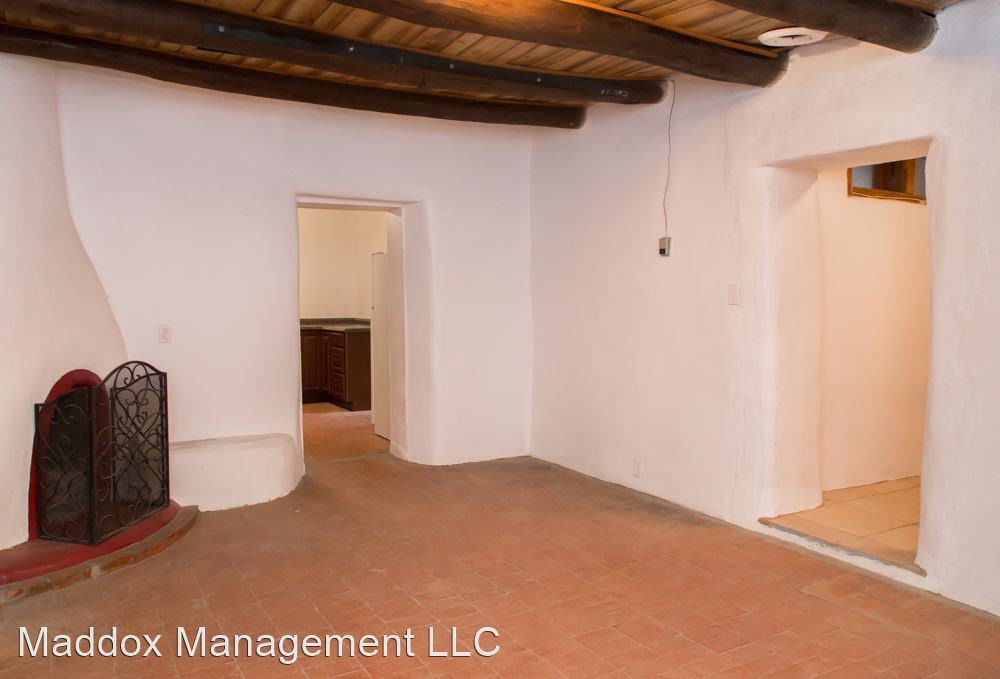 Primary Photo - 1 br, 1 bath House - 5302 Edith Blvd. NE #D