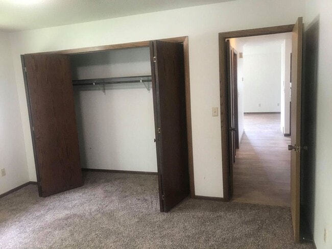 Building Photo - Moorhead Single Family Homes