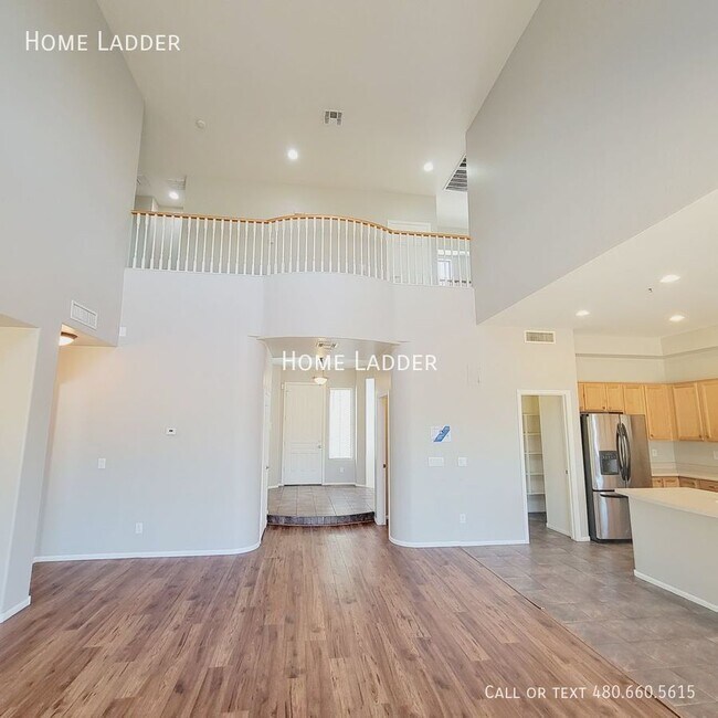Building Photo - 6282 S Moccasin Trail