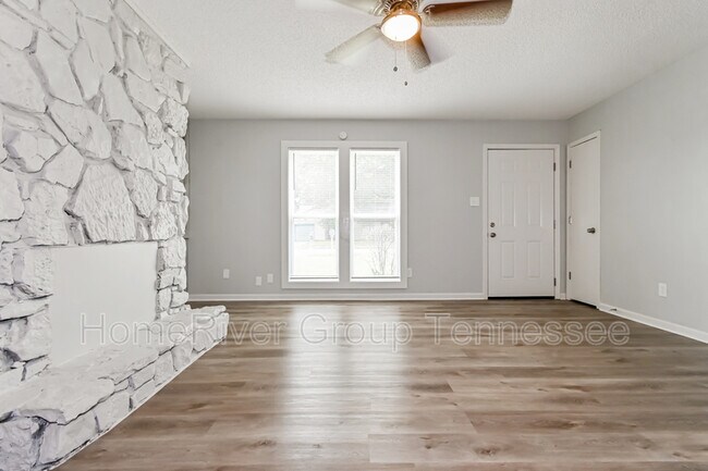 Foto del edificio - 3351 Cloudland Dr