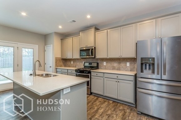 Building Photo - NOW AVAILABLE! - 3960 Lake Manor Way, Atla...