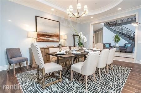 Foto del edificio - 1118 El Monte Ave