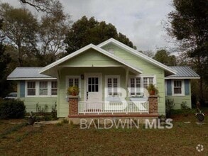 Building Photo - 16219 Silverhill Ave