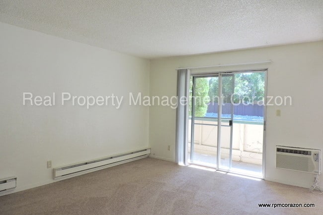 Building Photo - 3910 Clear Acre Ln
