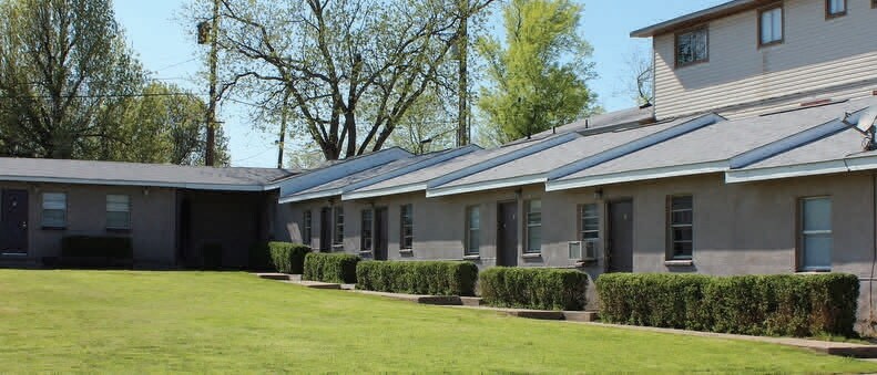 Primary Photo - 312 N Main St