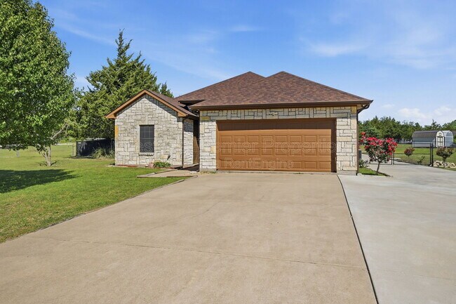 Building Photo - 2705 Cedar Park Dr