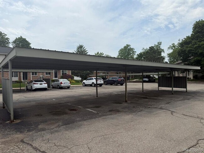 Building Photo - 2052 Orchard Crest St