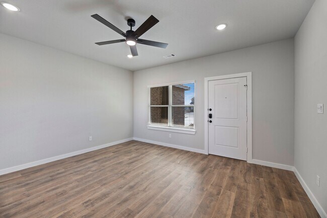 Building Photo - AVAILABLE NOW! NEW LUXURIOUS TRIPLEX LOCATED ON 1-ACRE LOT IN MIDLOTHIAN, TX!