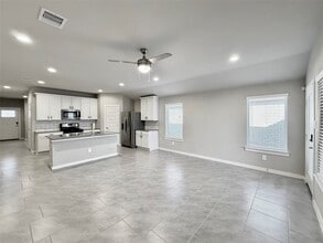 Building Photo - 29735 Cayenne Cir