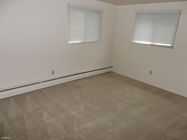Foto del edificio - 8958 White Oak Ave