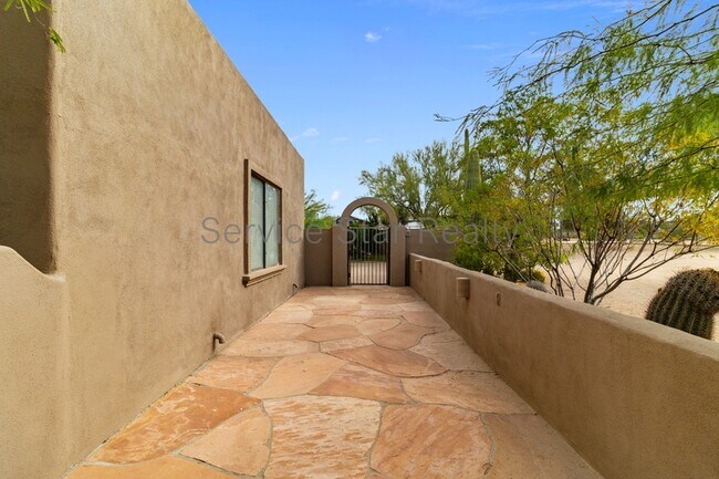 Foto del edificio - 6540 E Wildcat Dr