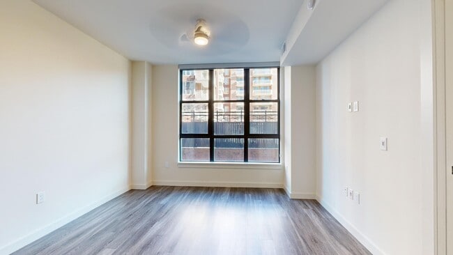 Interior Photo - Griffis Edgemoor