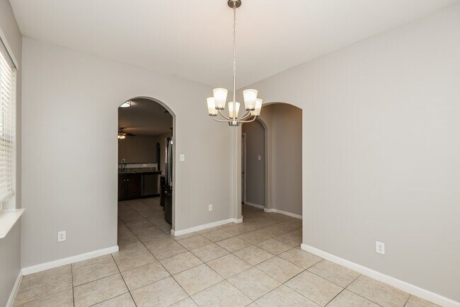 Foto del edificio - 6244 White Jade Dr