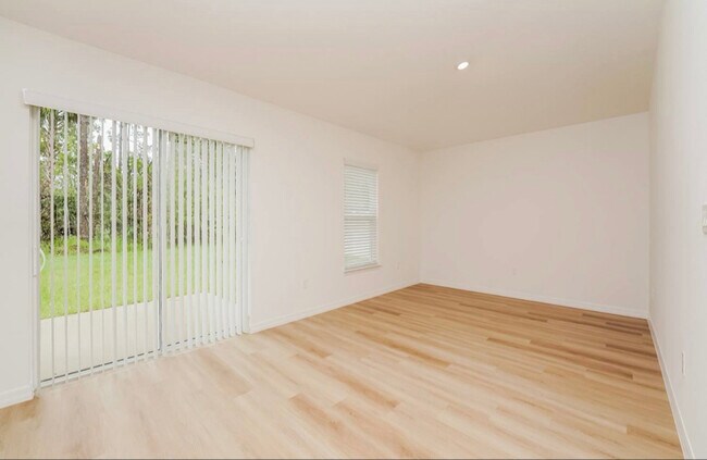 Foto del edificio - 22 Kaywood Pl