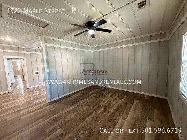 Foto del edificio - 1322 Maple St