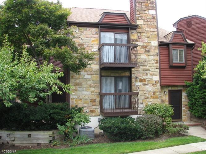 19 Trafalgar Ct, Hackettstown, NJ 07840 Condo for Rent in