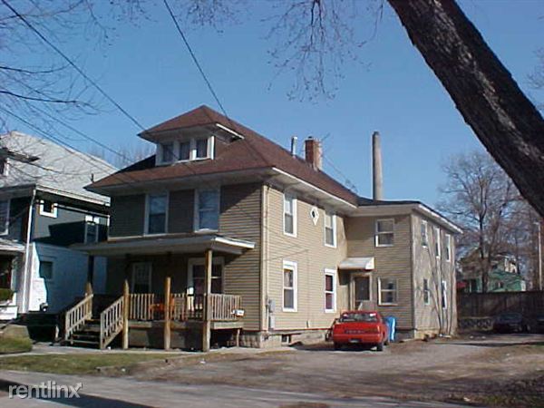 Primary Photo - 222 Smith Ave