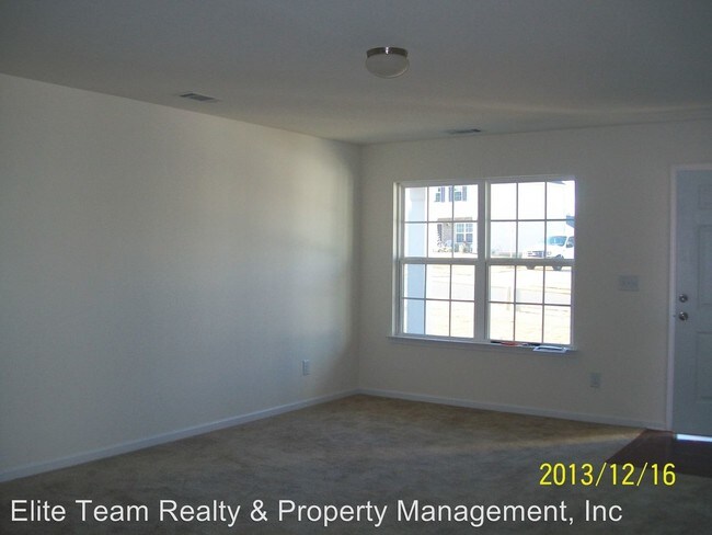 Building Photo - 4 br, 2.5 bath House - Jenny Ann Dr 7718