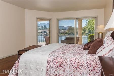 Foto del edificio - 32250 Oakshore Dr