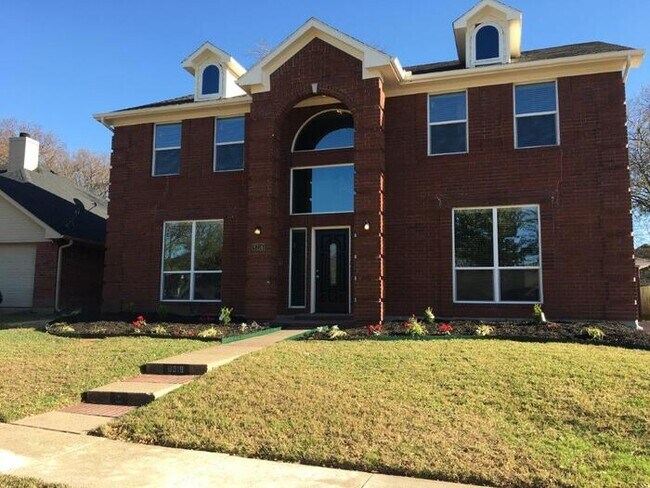 Building Photo - 8316 Mountainview Dr