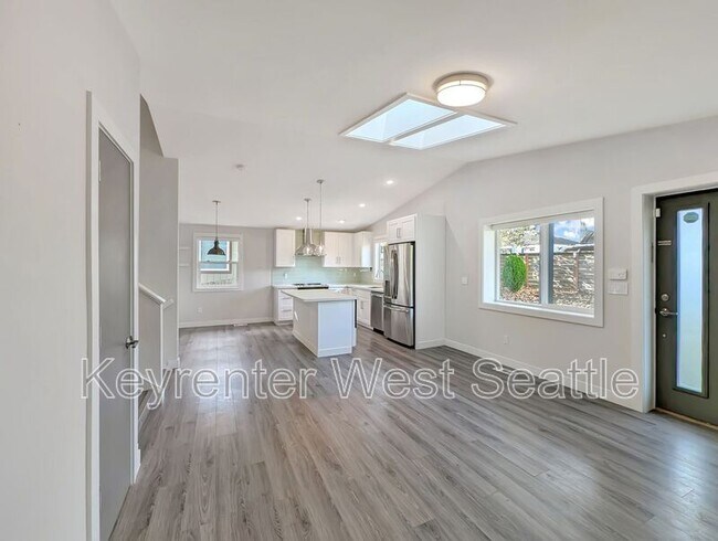 Building Photo - 5454 21st Ave SW