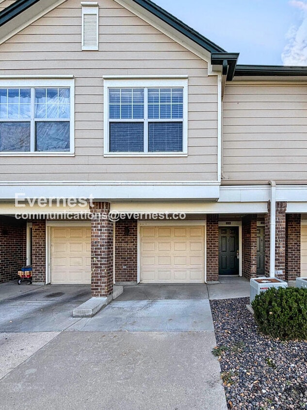 Foto principal - 2016 Oxford Ln