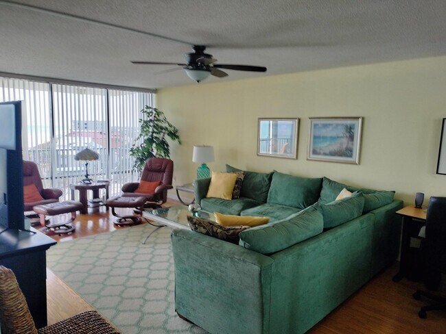 Building Photo - 1343 Florida A1A