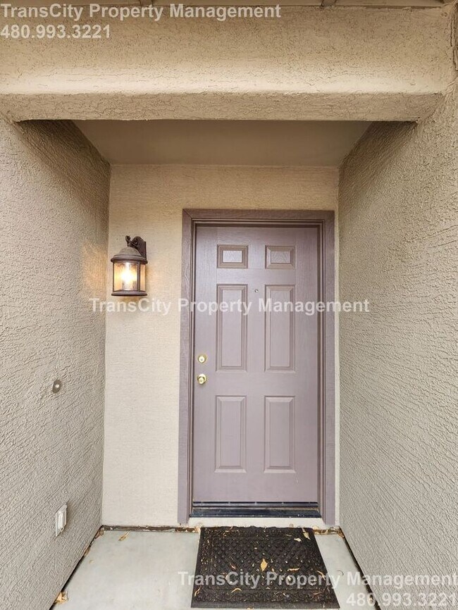 Building Photo - Gilbert Home for Rent 4 Bedrooms - 2 Bathr...