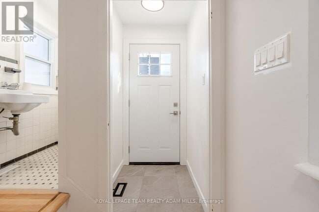 Photo du bâtiment - 1487 Morisset Ave