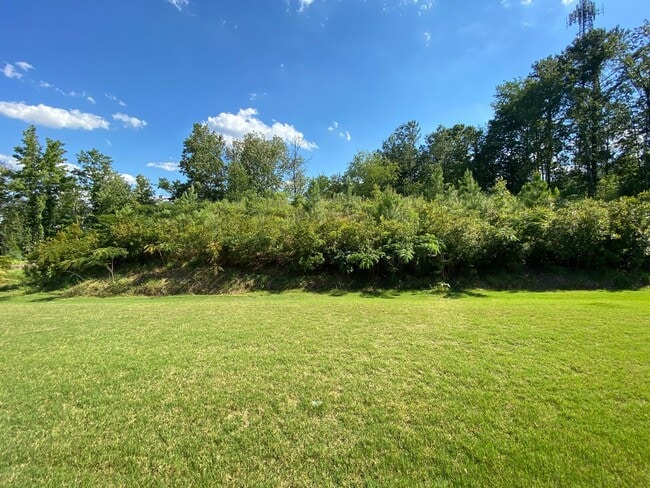 Building Photo - Home for rent in Hoover!!! Available to View Now!!!