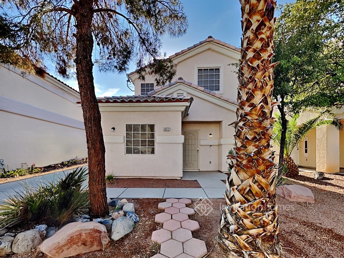 Foto principal - 5972 Crumbling Ridge St