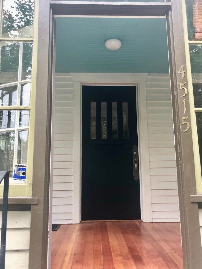 4515 Densmore Ave N, Seattle, WA 98103 House Rental in Seattle, WA