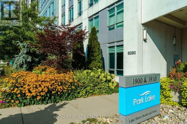 Building Photo - 1910 Lake Shore Blvd W