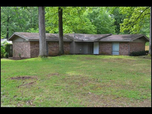 Building Photo - 9115 Byron Dr