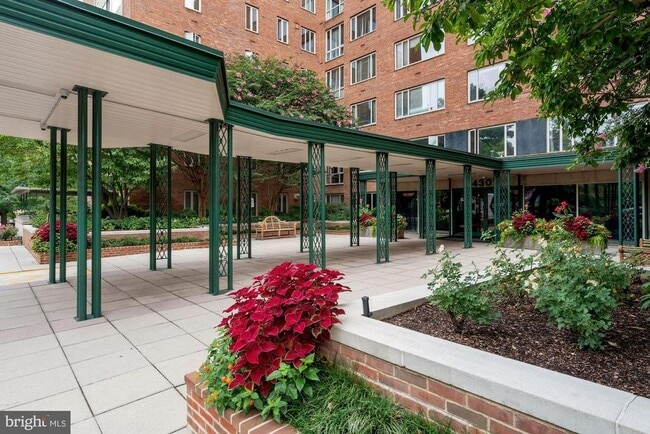 Building Photo - 4301 Massachusetts Ave NW