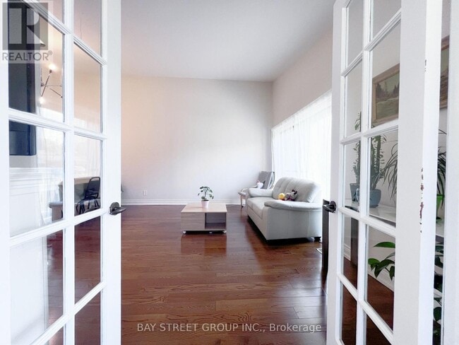 Building Photo - 41 Northey Dr