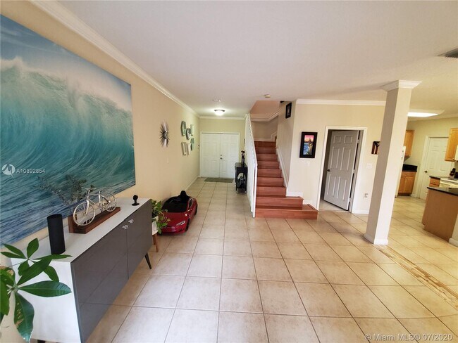 Foto del edificio - 7131 NW 114th Ct  Doral Fl 33178