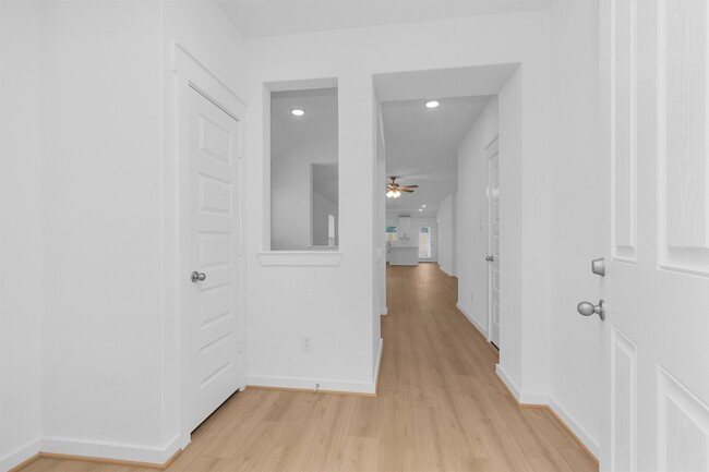 Foto del edificio - 40723 Mostyn Lake Dr