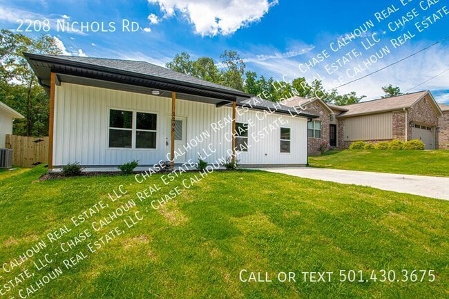 Foto del edificio - 2208 Nichols Rd