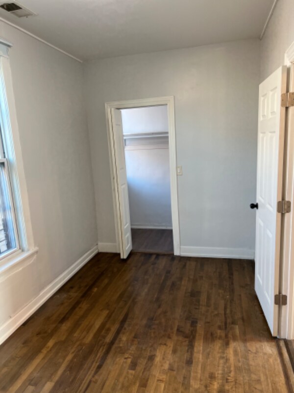 Foto del edificio - 3650 S Wood St