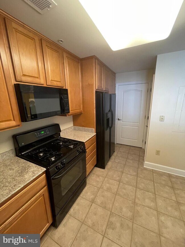 Foto del edificio - 502 W Broad St